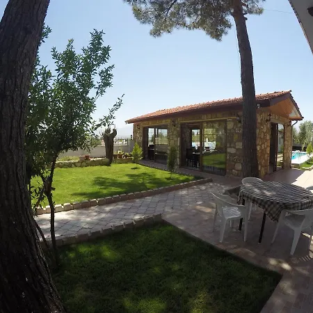 Pinar Vintage House *