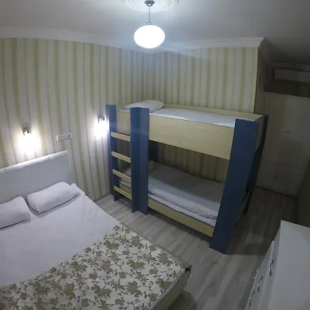 Pinar Hotel *