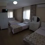皮纳尔酒店 酒店 帕莫卡莱