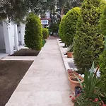 酒店 皮纳尔酒店 *
