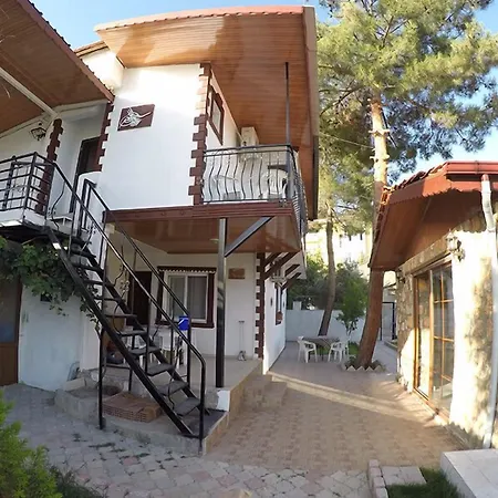 Pinar Otel פמוקלה